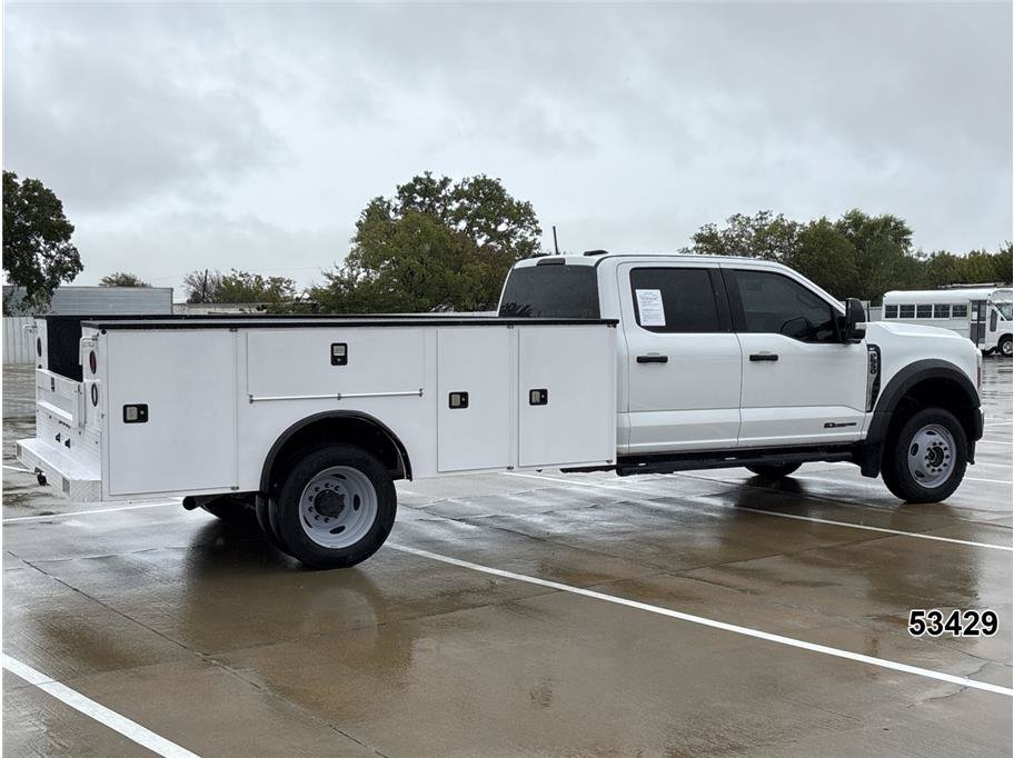 Used 2024 Ford F550 4x4 Crew Cab Super Duty w/ XLT Value Package image 2