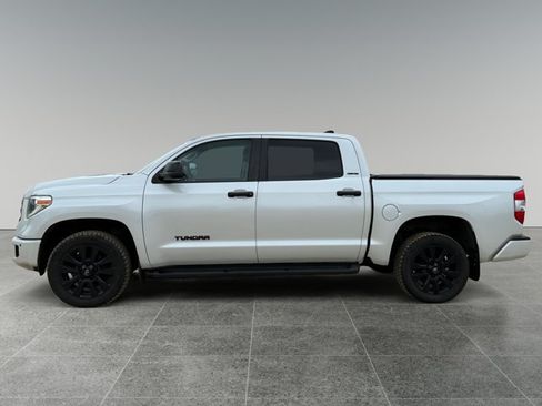 Used 2021 Toyota Tundra Limited w/ Limited Premium Package AWD/4WD image 3