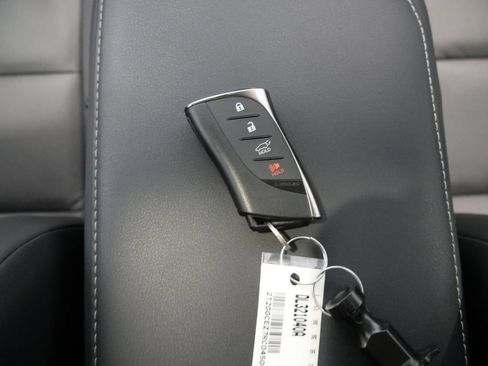 Used 2024 Lexus NX 350 AWD image 34