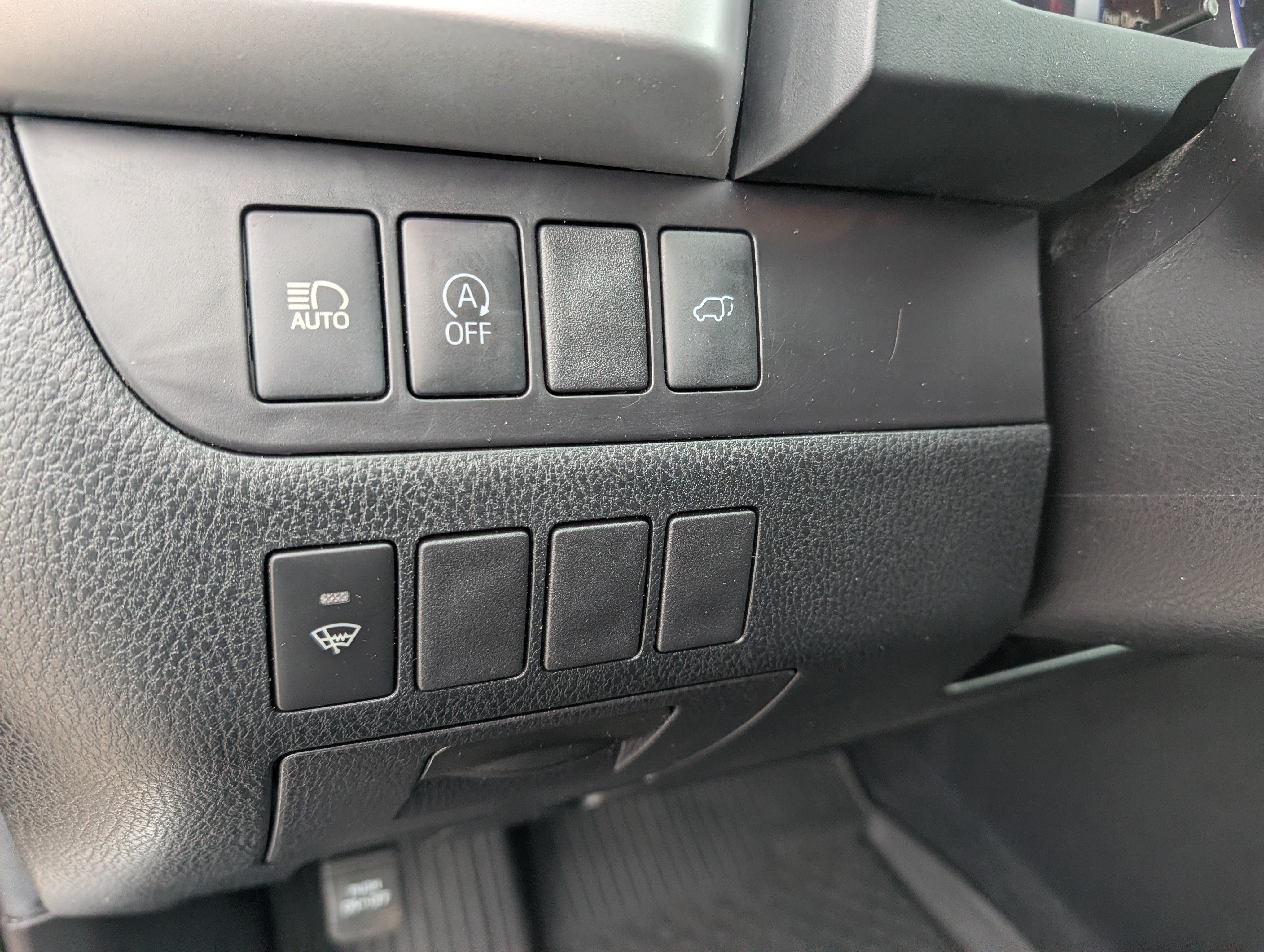 Used 2019 Toyota Highlander XLE AWD/4WD image 26