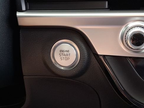 Used 2025 Kia Telluride S AWD/4WD image 31