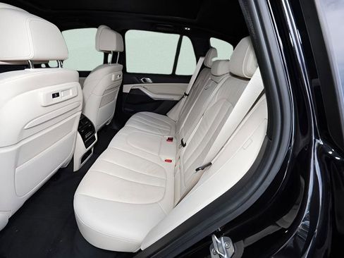 Used 2020 BMW X5 sDrive40i w/ Convenience Package RWD image 14