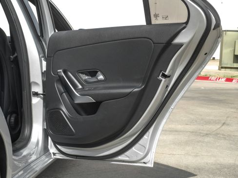 Used 2022 Mercedes-Benz A 220 image 47