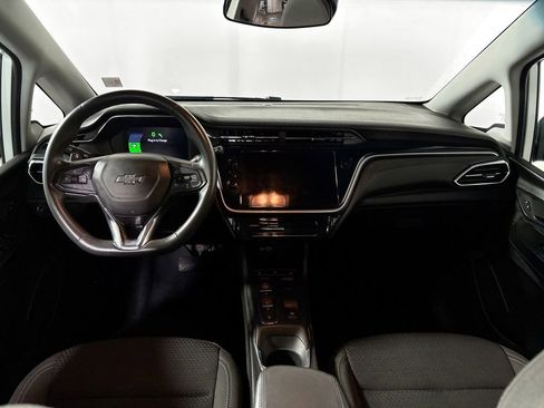 Used 2023 Chevrolet Bolt LT w/ Driver Confidence Package FWD image 12