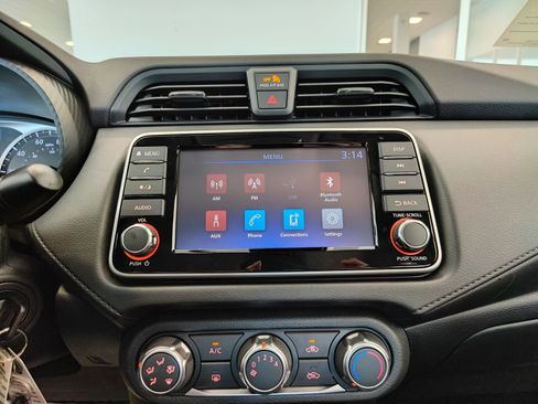 New 2025 Nissan Versa S w/ Trunk Package image 19