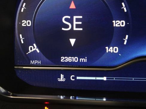 Used 2024 Chevrolet Tahoe Z71 w/ Z71 Off-Road Package image 5