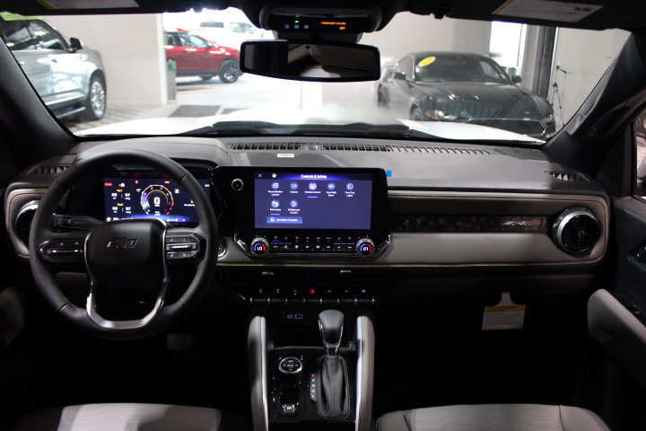 New 2026 Chevrolet Colorado ZR2 AWD/4WD image 3