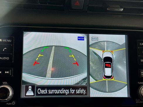 Used 2024 Nissan Kicks SR image 19