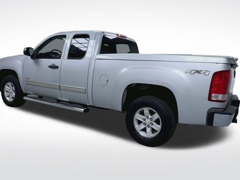 Used 2013 GMC Sierra 1500 SLE w/ Power Tech Package AWD/4WD image 6