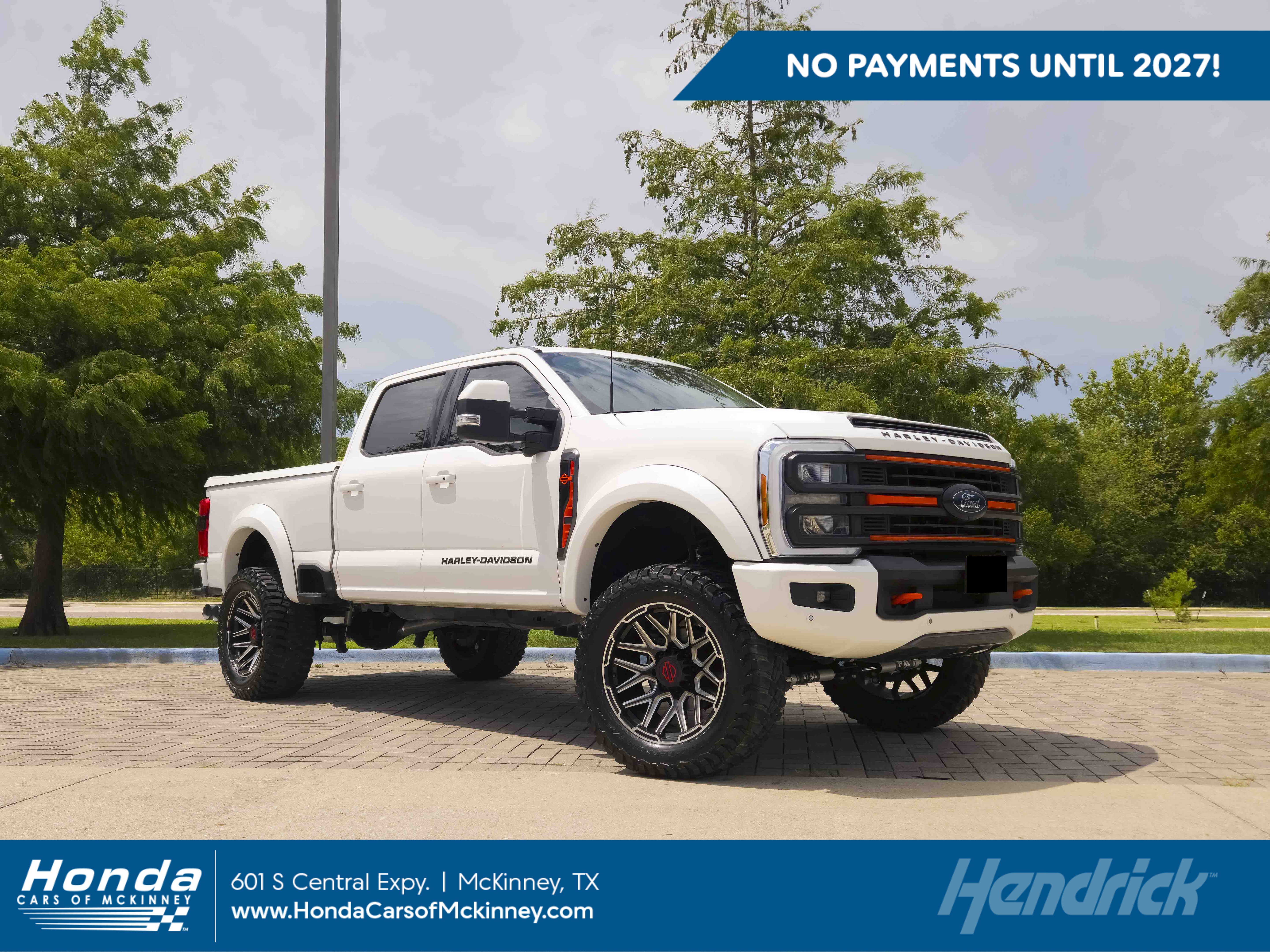 Used 2023 Ford F250 Lariat w/ Lariat Ultimate Package AWD/4WD image 1