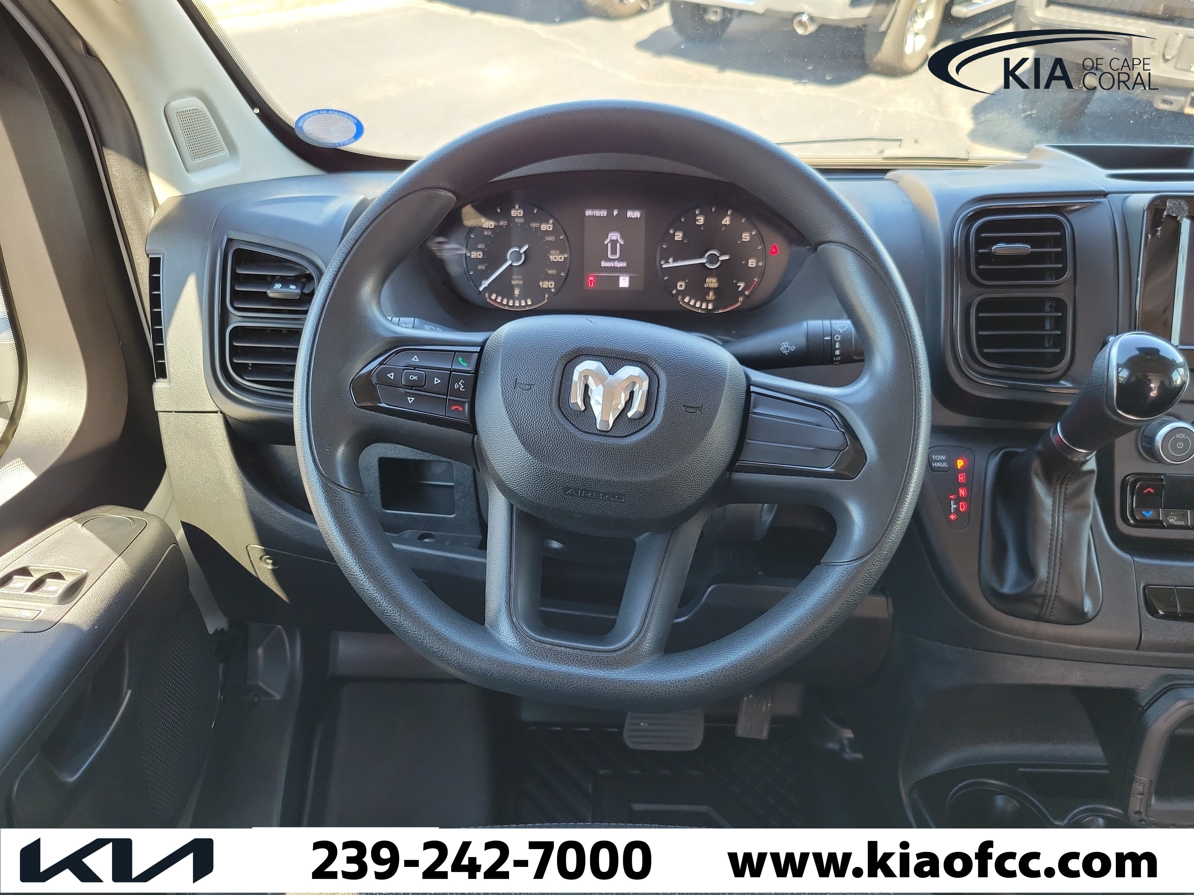Used 2023 RAM ProMaster 2500 FWD image 18