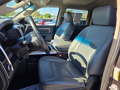 Used 2017 RAM 2500 Big Horn w/ Sport Appearance Group AWD/4WD image 15