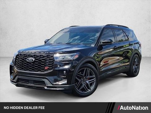 Used 2025 Ford Explorer ST AWD/4WD image 1