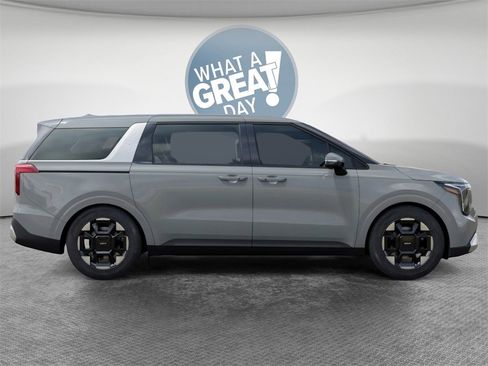 New 2026 Kia Carnival EX image 7