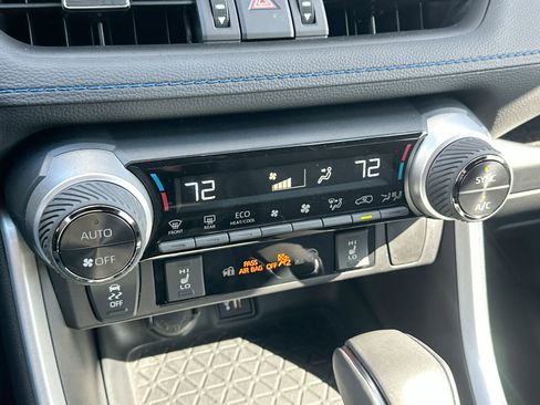 Used 2025 Toyota RAV4 XSE image 19