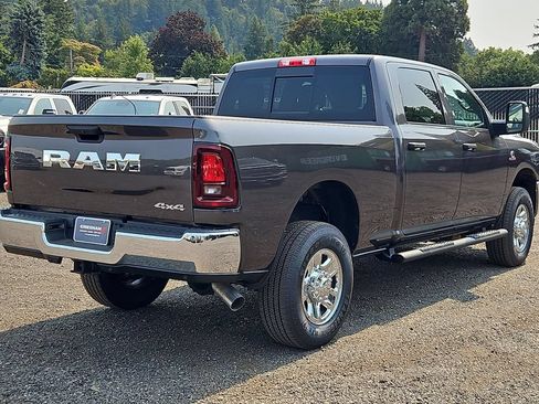 New 2026 RAM 2500 Tradesman AWD/4WD image 7