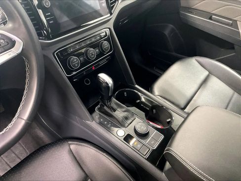 Used 2023 Volkswagen Atlas SEL image 21