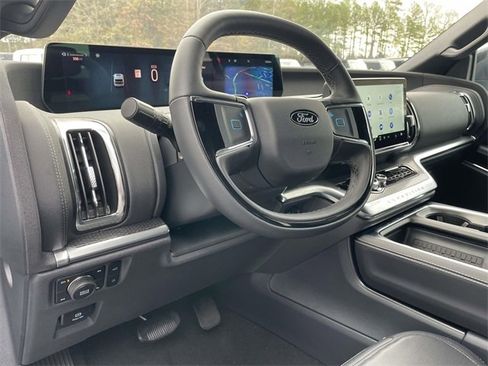 New 2025 Ford Expedition Max Platinum w/ Stealth Performance Package image 15