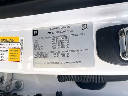 Used 2021 GMC Yukon Denali w/ Denali Premium Package image 36