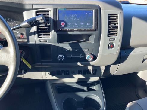 Used 2021 Nissan NV 2500 SV image 23