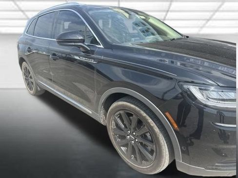 Used 2021 Lincoln Nautilus Reserve w/ Equipment Group 201A FWD image 2