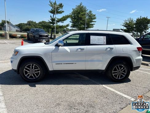 Used 2022 Jeep Grand Cherokee Limited AWD/4WD image 17