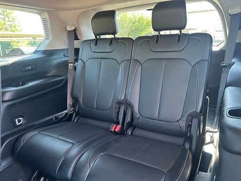 Used 2022 Jeep Grand Cherokee L Limited w/ Luxury Tech Group II AWD/4WD image 32