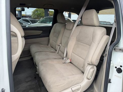 Used 2016 Honda Odyssey EX image 30