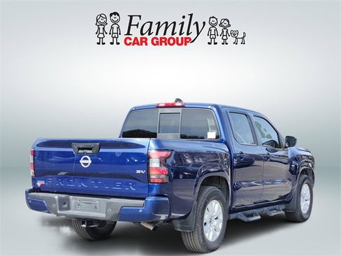 Used 2022 Nissan Frontier SV image 4