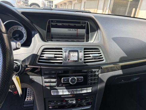 Used 2015 Mercedes-Benz E 550 Cabriolet image 22