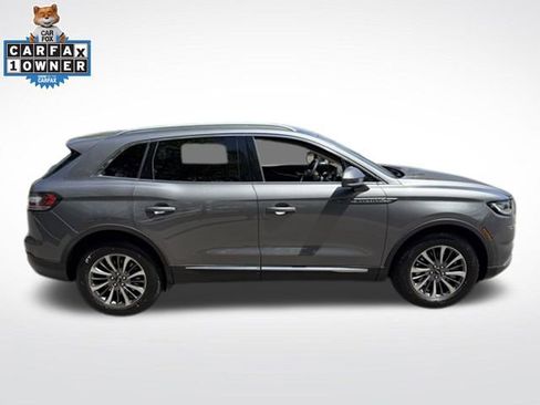 Used 2023 Lincoln Nautilus AWD image 9