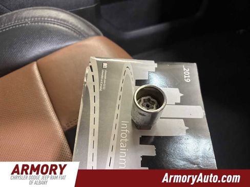 Used 2019 Chevrolet Silverado 1500 High Country w/ Technology Package image 41