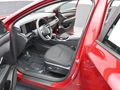 Certified 2025 Hyundai Tucson SEL AWD/4WD image 12
