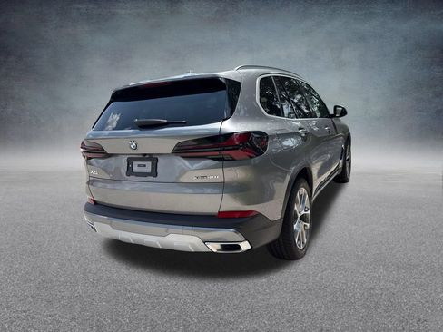 New 2026 BMW X5 xDrive40i AWD/4WD image 5