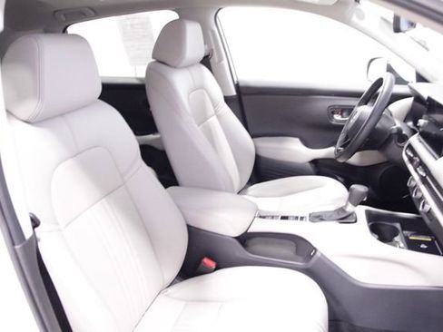 Certified 2025 Honda HR-V EX-L image 14