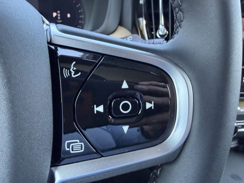 New 2026 Volvo XC60 B5 Plus w/ Protection Package image 30