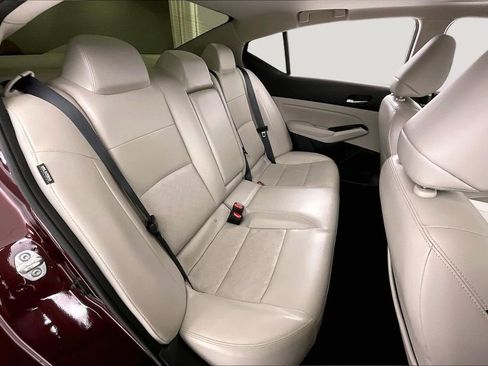 Used 2023 Nissan Altima 2.5 SL AWD/4WD image 21