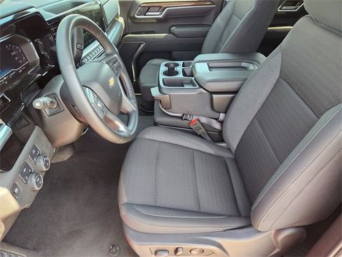 Used 2025 Chevrolet Silverado 1500 LT image 15