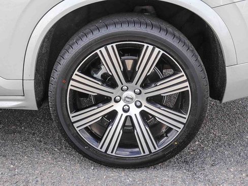 Used 2020 Volvo XC90 T8 Inscription w/ Protection Package Premier image 11