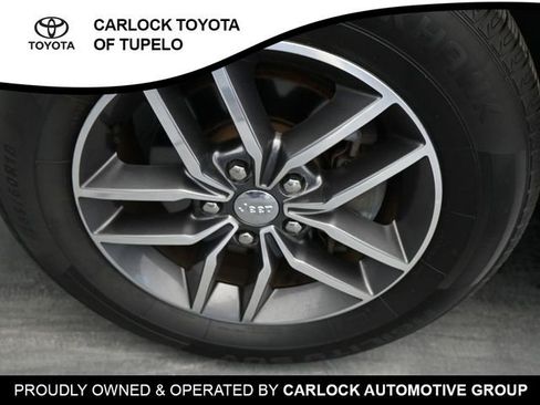 Used 2018 Jeep Grand Cherokee Limited image 26