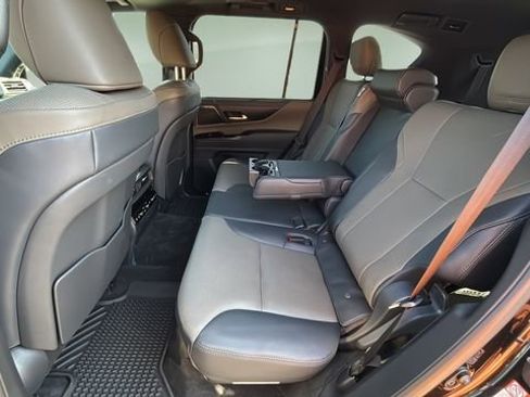 Used 2025 Lexus LX 700h Overtrail w/ Accessory Package (Z1) AWD/4WD image 11