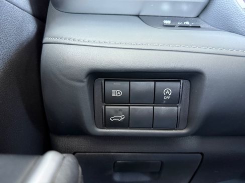 Used 2024 Toyota Highlander XSE AWD/4WD image 27