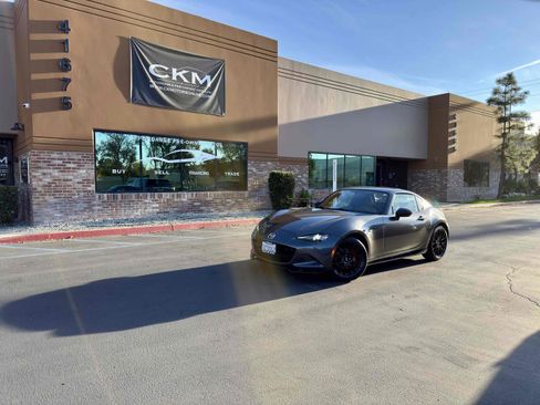 Used 2017 MAZDA MX-5 Miata RF Club w/ Brembo/BBS Package image 2