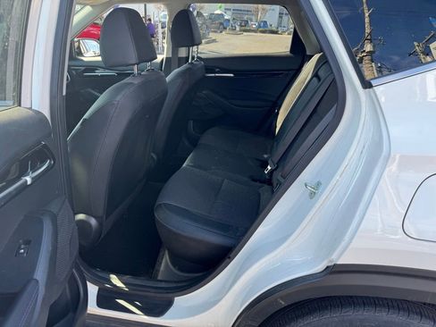 Used 2023 Kia Seltos S w/ Navigation Package image 7