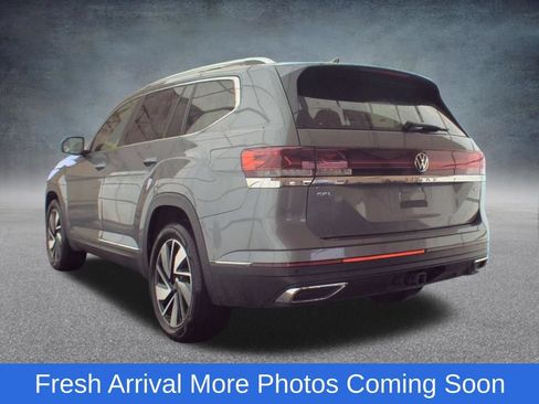 Used 2025 Volkswagen Atlas SEL AWD/4WD image 5