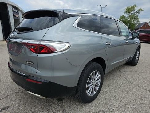 Used 2023 Buick Enclave Essence FWD image 8