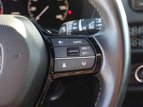 Used 2024 Honda HR-V Sport image 17