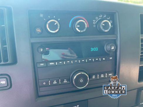 Used 2016 GMC Savana 2500 RWD image 21