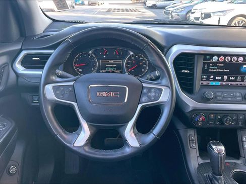 Used 2018 GMC Acadia SLT image 8