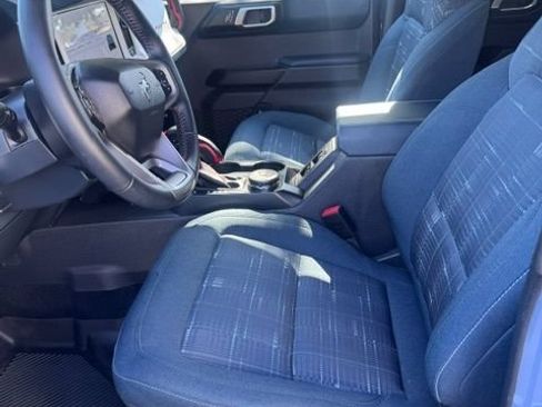 Used 2025 Ford Bronco Heritage Edition AWD/4WD image 11